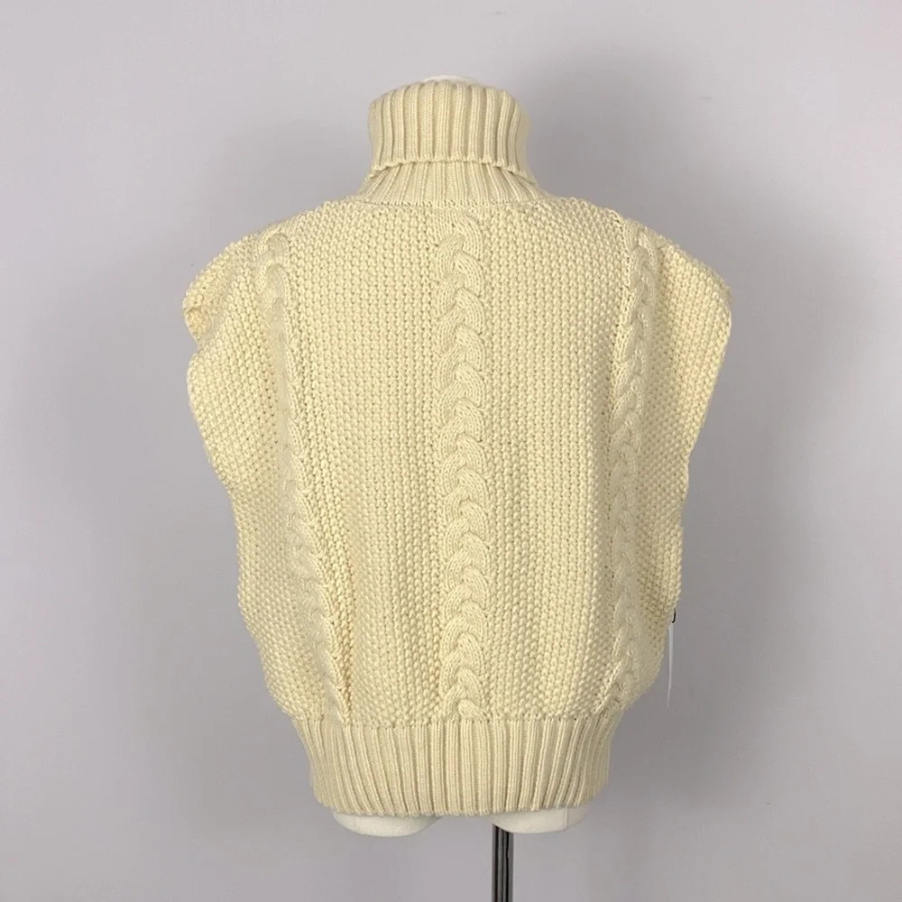 Callahan Knitwear Cream Turtleneck Sweater size Medium New - Picture 5 of 9